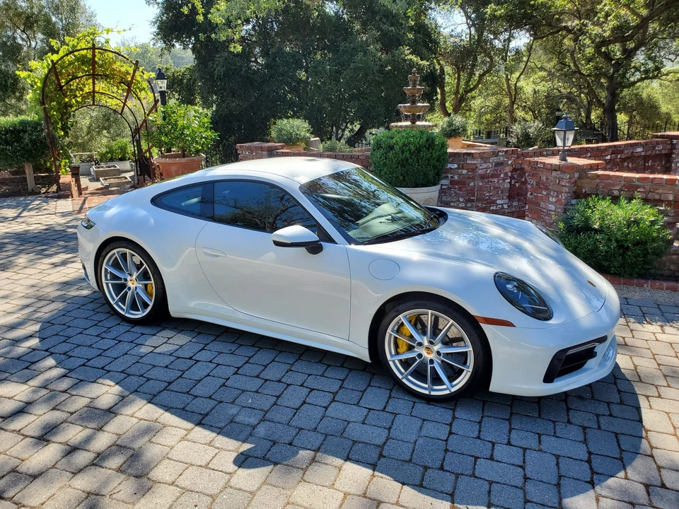 2020 Porsche 992 Carrera - Image 8 of 31