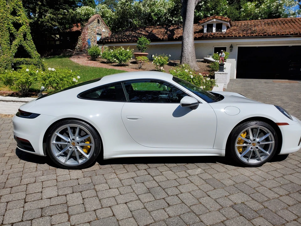 2020 Porsche 992 Carrera - Image 11 of 31