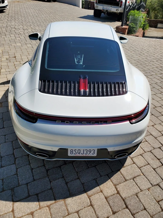 2020 Porsche 992 Carrera - Image 18 of 31