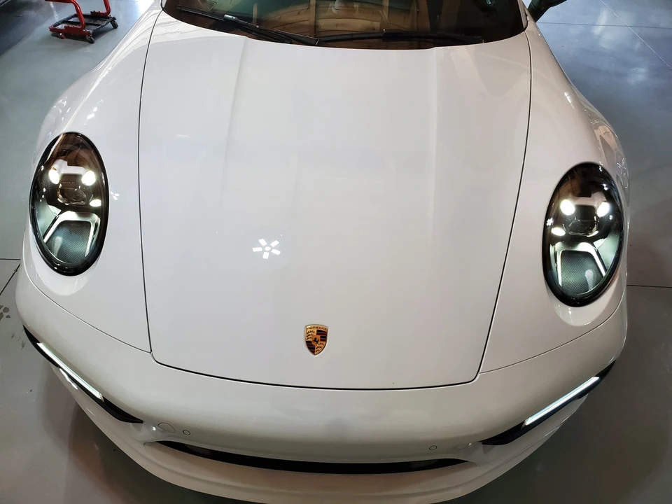 2020 Porsche 992 Carrera - Image 29 of 31