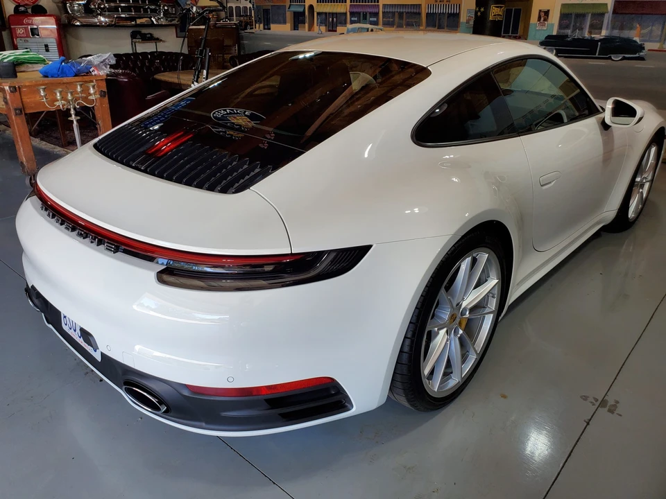 2020 Porsche 992 Carrera - Image 26 of 31