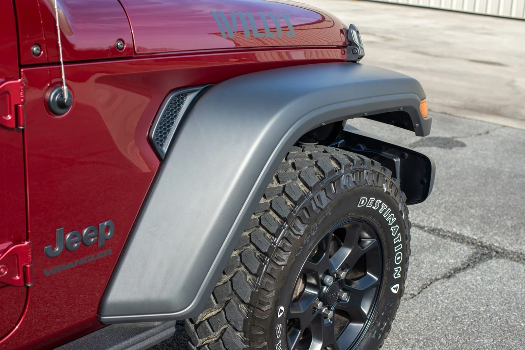 2021 Jeep JL Wrangler - Image 30 of 31