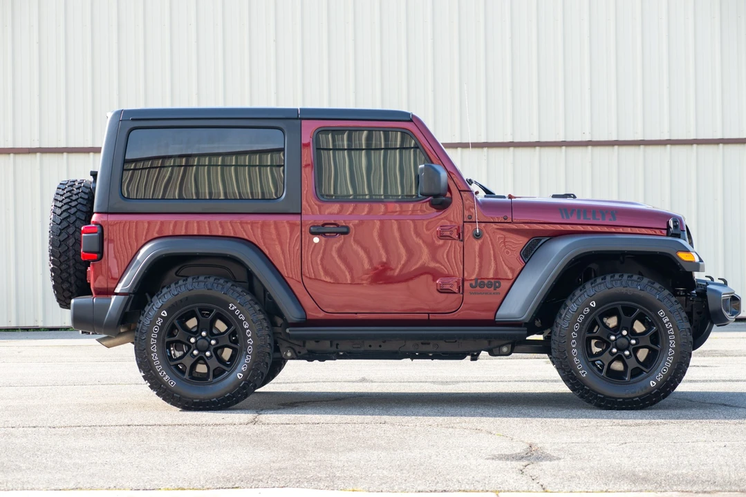 2021 Jeep JL Wrangler - Image 13 of 31