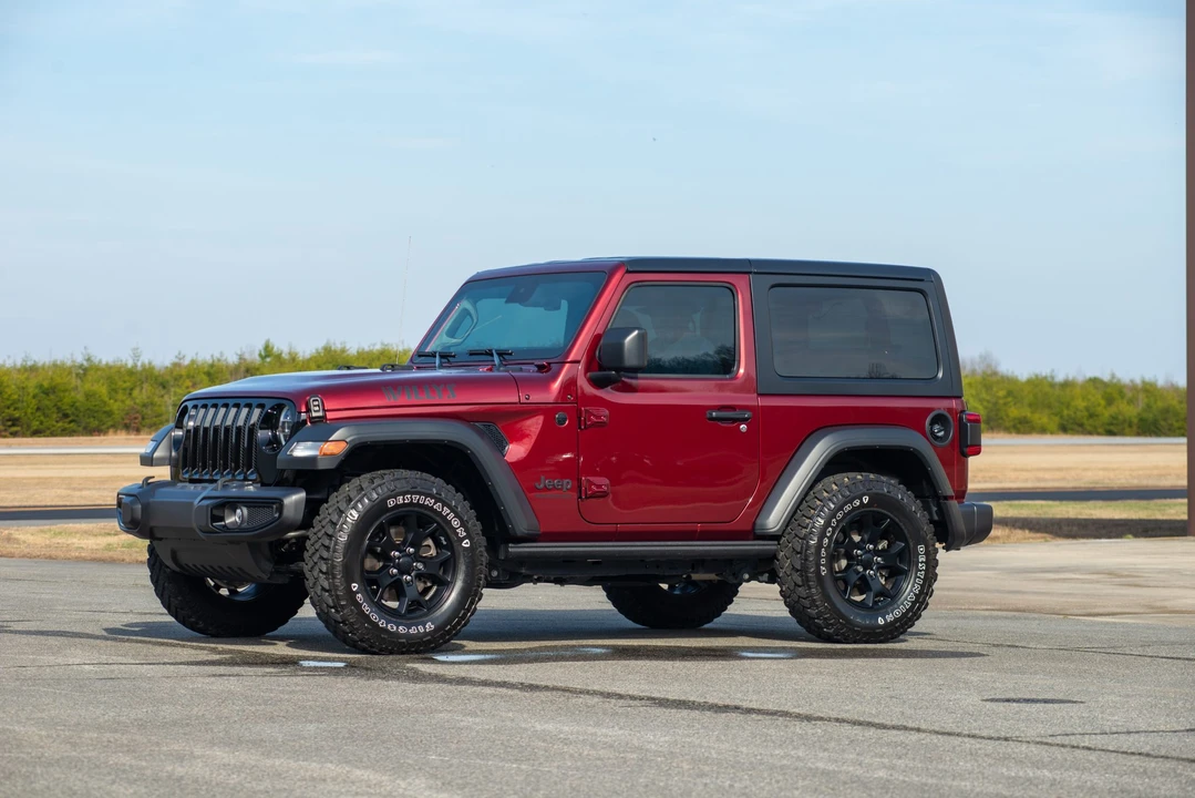 2021 Jeep JL Wrangler - Image 2 of 31