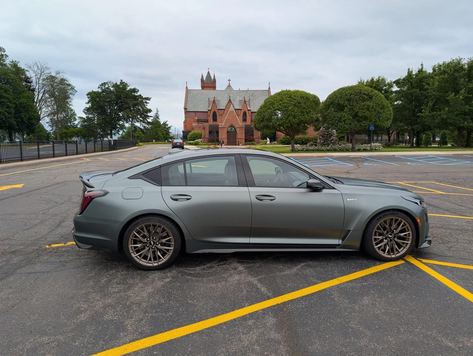 2022 Cadillac CT5-V Blackwing - Image 11 of 31