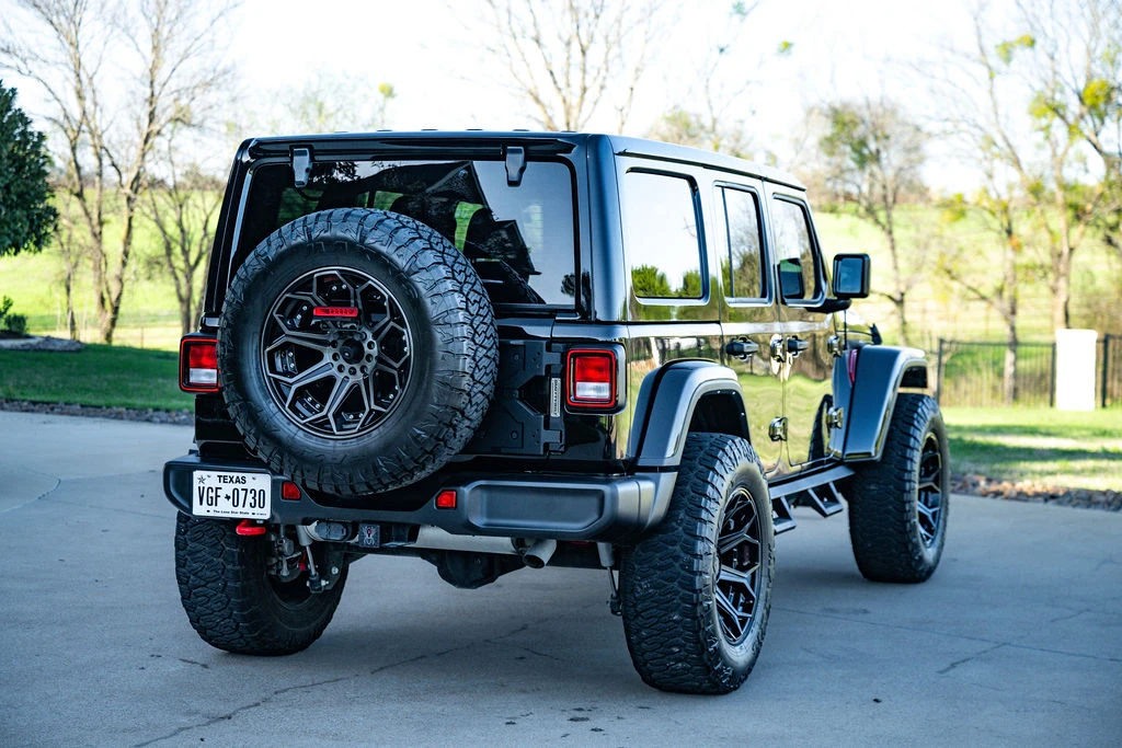 2022 Jeep JL Wrangler - Image 15 of 31