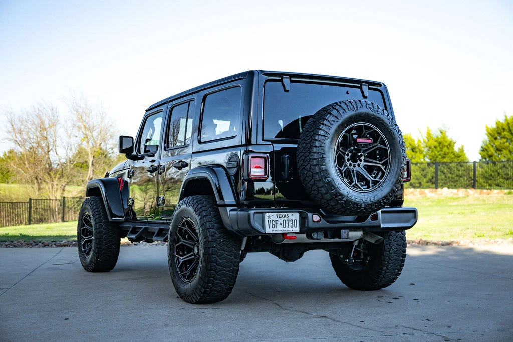 2022 Jeep JL Wrangler - Image 21 of 31