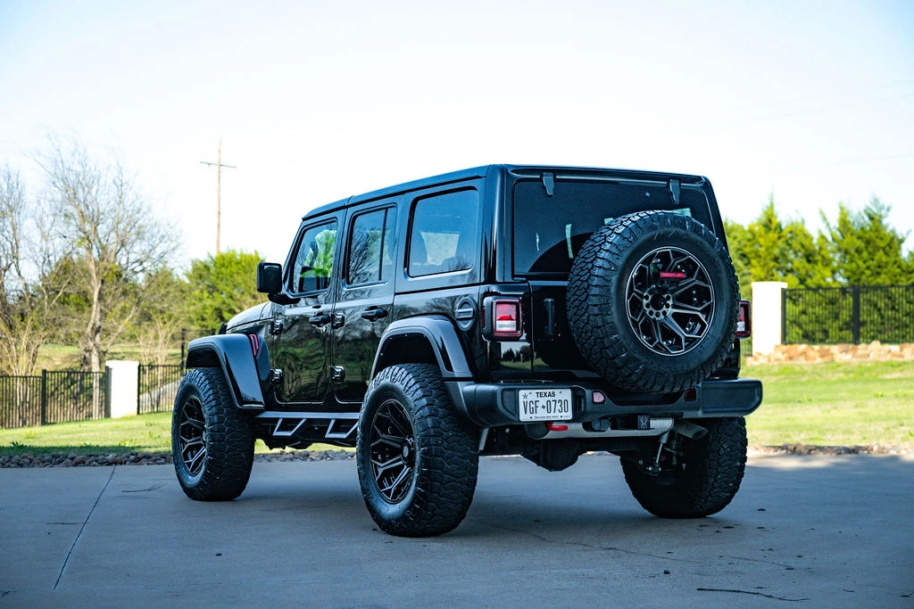 2022 Jeep JL Wrangler - Image 22 of 31