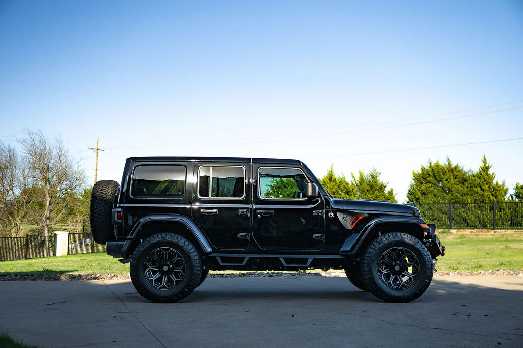 2022 Jeep JL Wrangler - Image 14 of 31