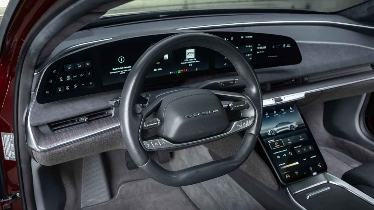 2022 Lucid Air - Image 5 of 7
