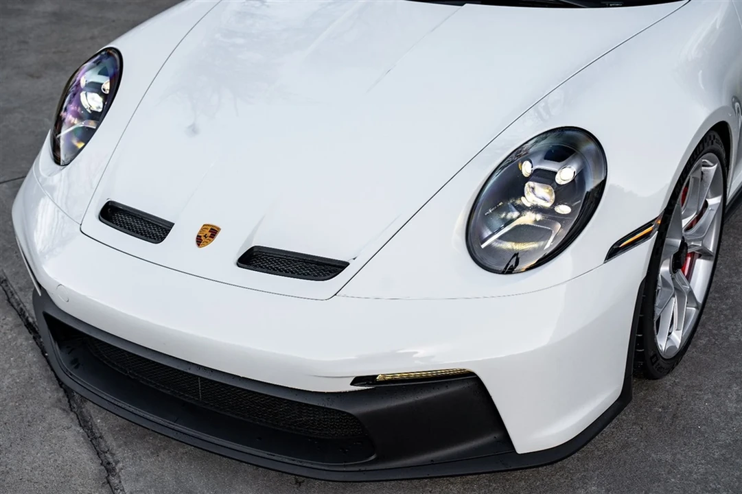 2022 Porsche 992 GT3 - Image 11 of 31
