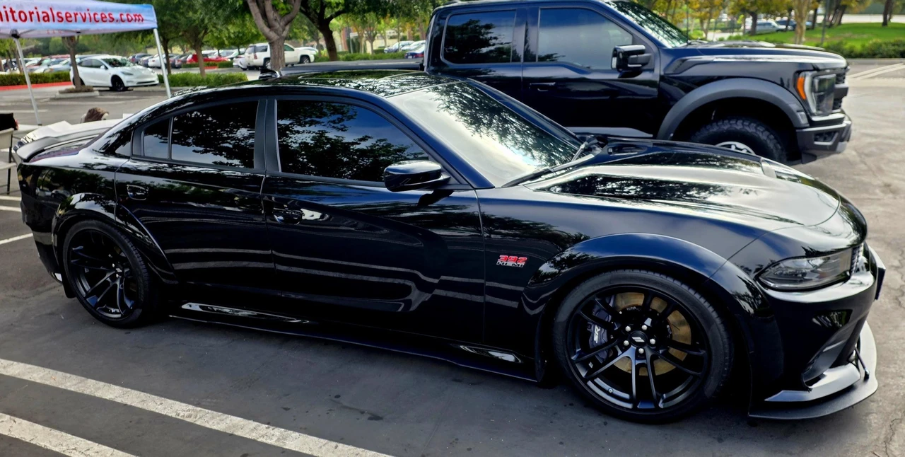 2023 Dodge Charger SRT & 392 7th Gen - Image 9 of 31