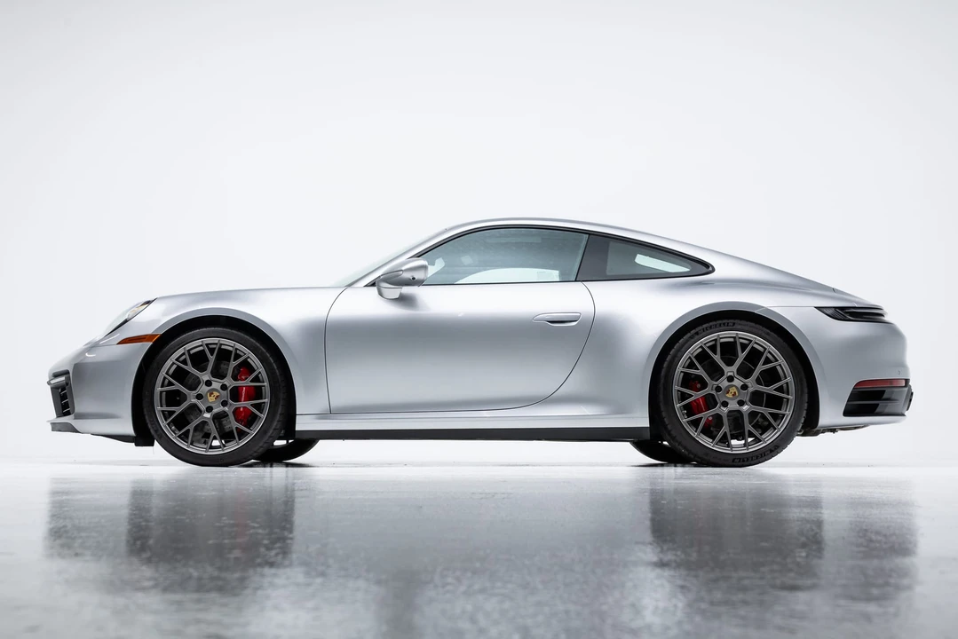 2023 Porsche 992 Carrera 4S - Image 7 of 31