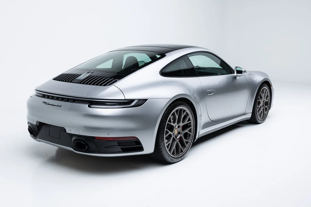 2023 Porsche 992 Carrera 4S - Image 15 of 31