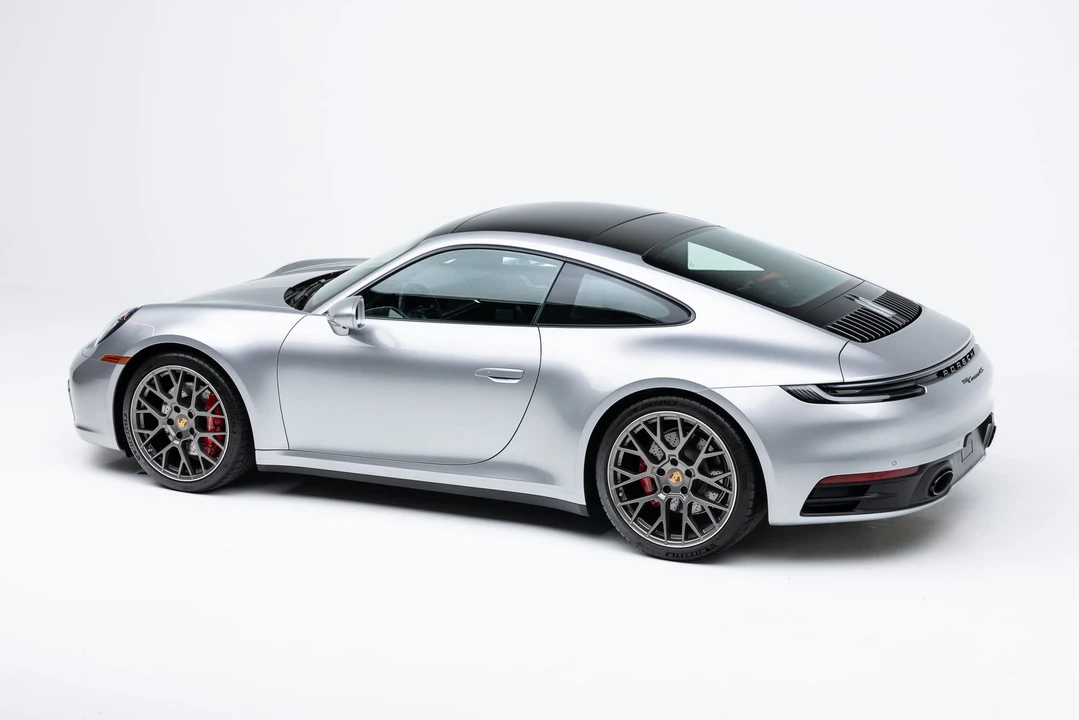 2023 Porsche 992 Carrera 4S - Image 18 of 31