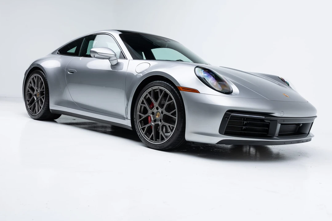 2023 Porsche 992 Carrera 4S - Image 21 of 31