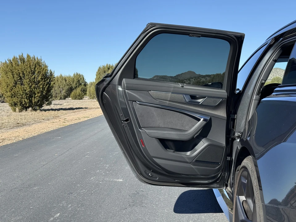 2024 Audi C8 RS6 - Image 30 of 31