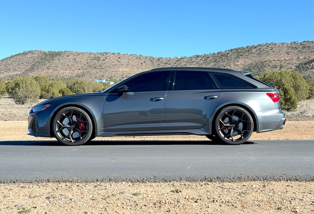2024 Audi C8 RS6 - Image 2 of 31