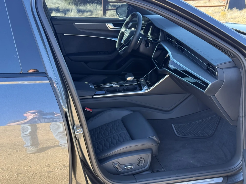 2024 Audi C8 RS6 - Image 31 of 31