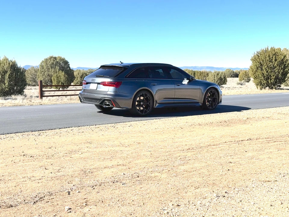 2024 Audi C8 RS6 - Image 6 of 31
