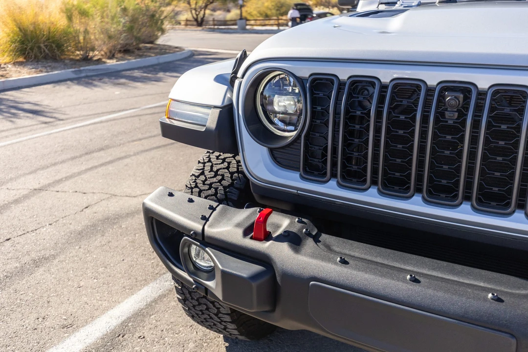 2024 Jeep JL Wrangler - Image 16 of 31