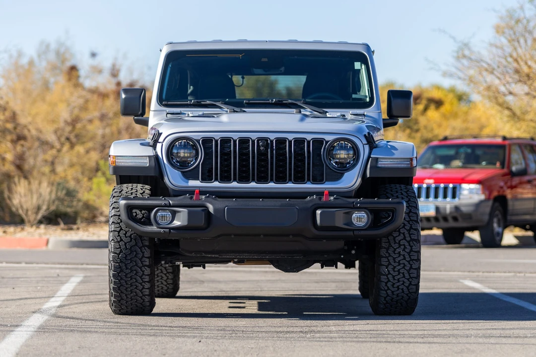 2024 Jeep JL Wrangler - Image 3 of 31