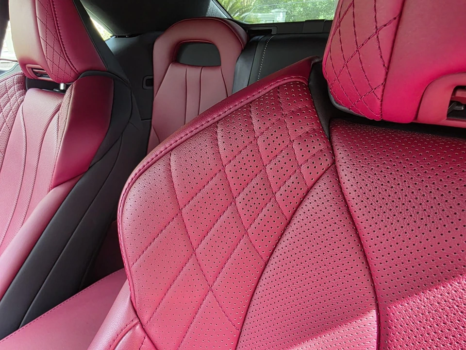 2024 Lexus LC - Image 27 of 31
