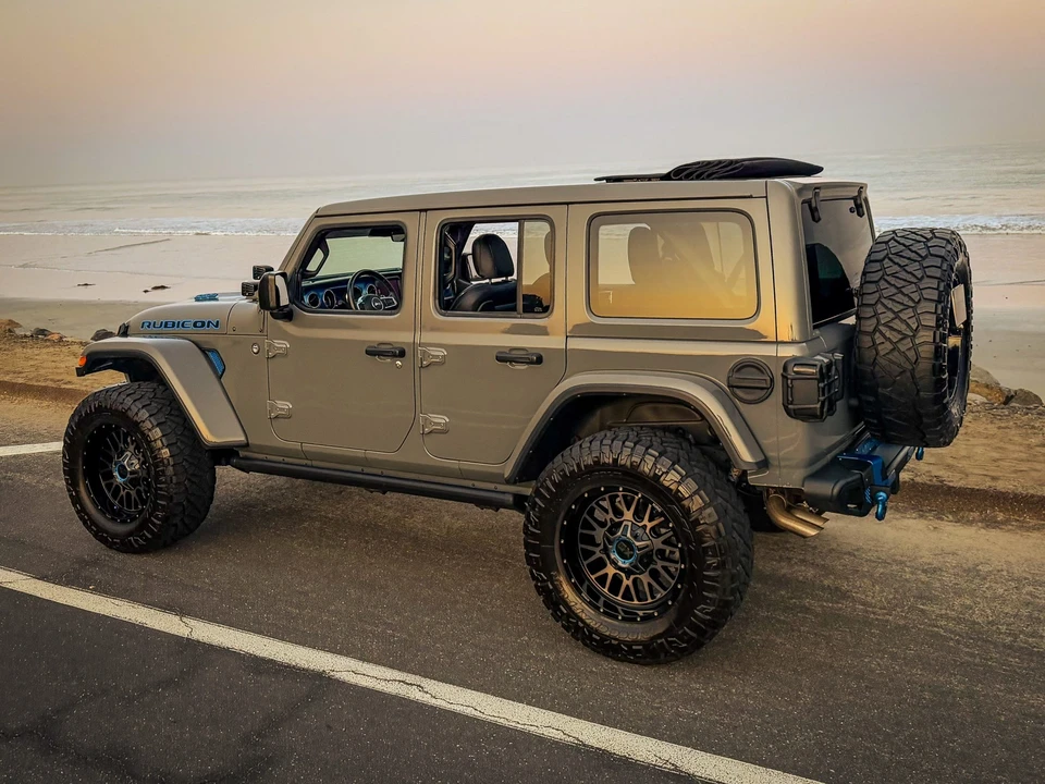 2021 Jeep - Image 13 of 31