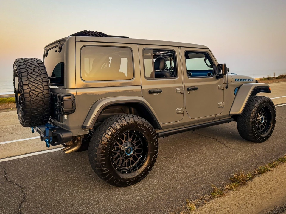 2021 Jeep - Image 28 of 31