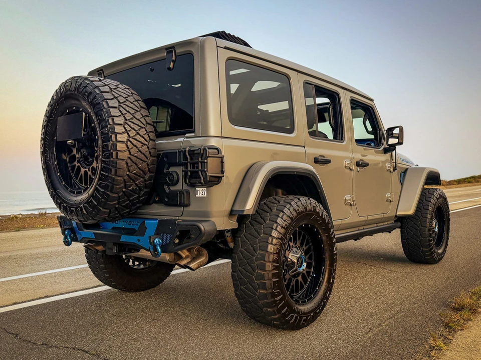 2021 Jeep - Image 25 of 31