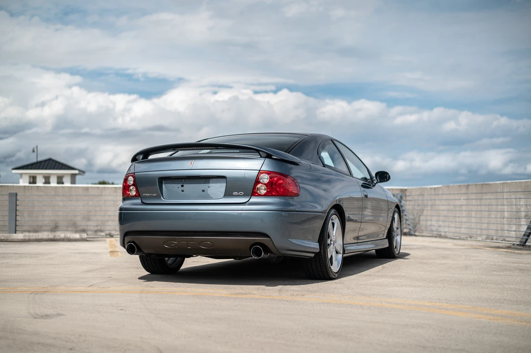 2005 Pontiac GTO 4th Gen - Image 11 of 31