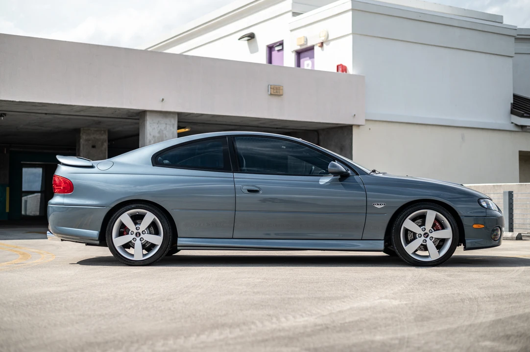 2005 Pontiac GTO 4th Gen - Image 14 of 31