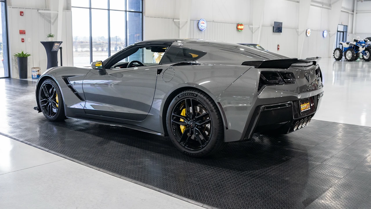 2015 Chevrolet Corvette C7 - Image 9 of 31