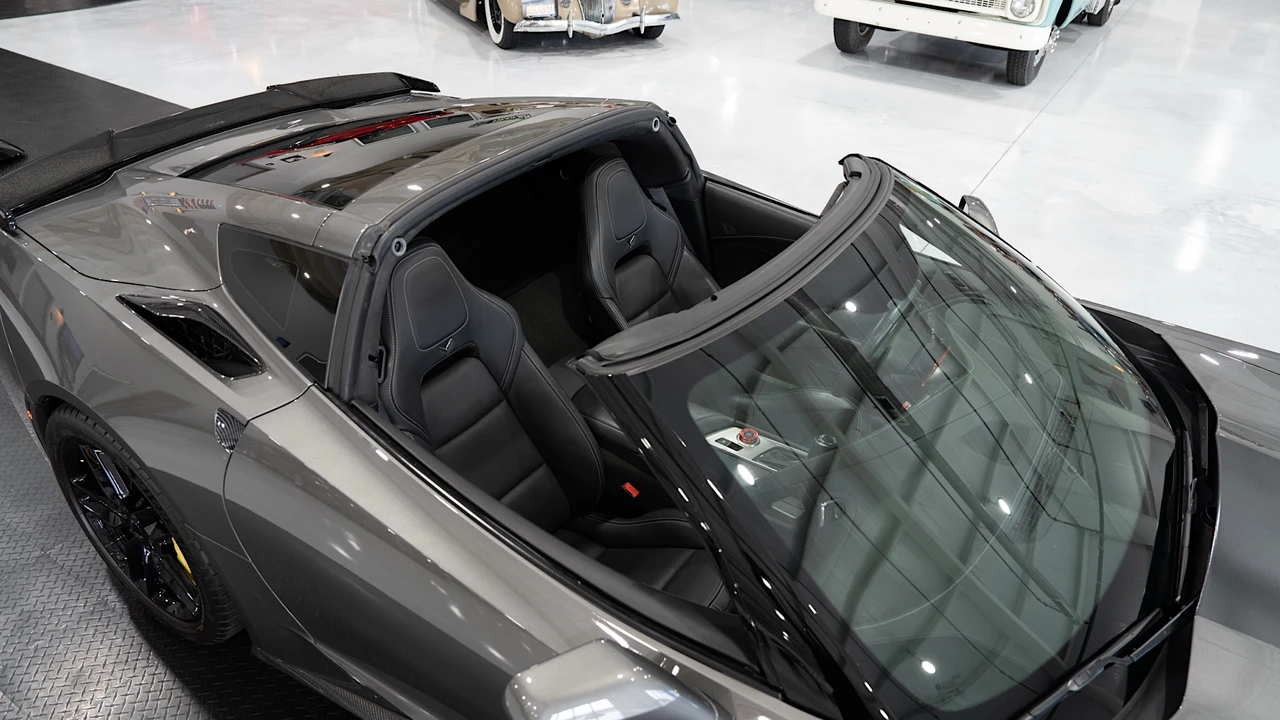 2015 Chevrolet Corvette C7 Z06 - Image 11 of 31