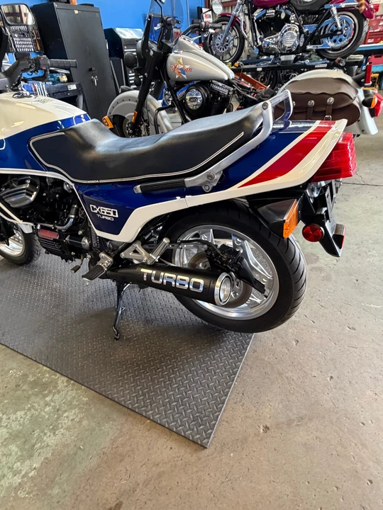 1983 Honda CX - Image 10 of 22