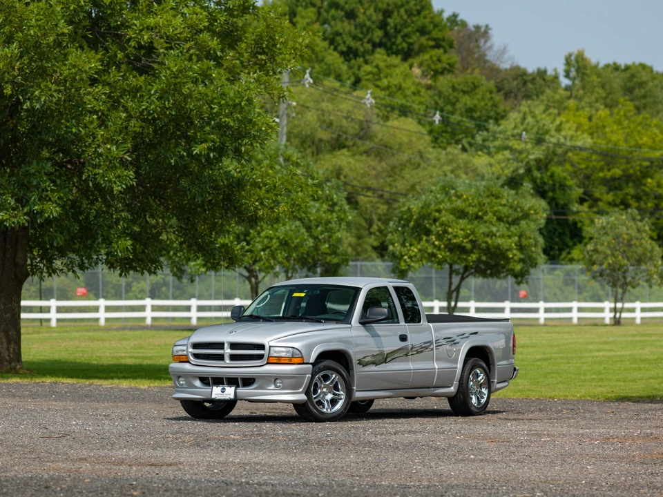 2003 Dodge Dakota 2nd Gen - Image 2 of 31