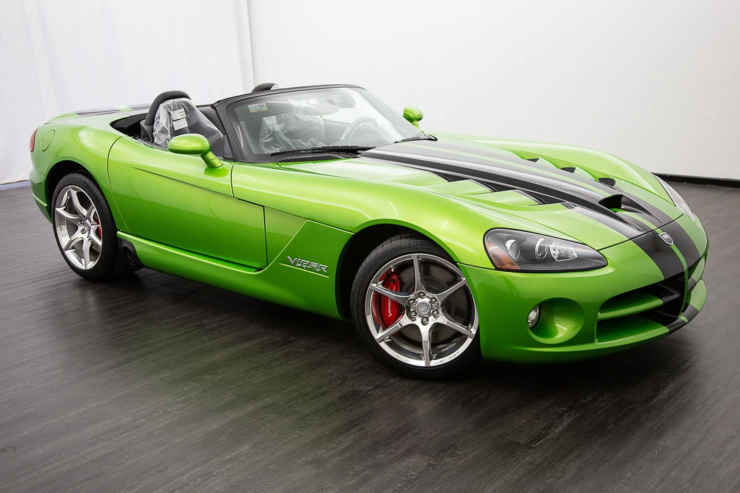 2010 Dodge Viper 4th Gen - Image 2 of 31