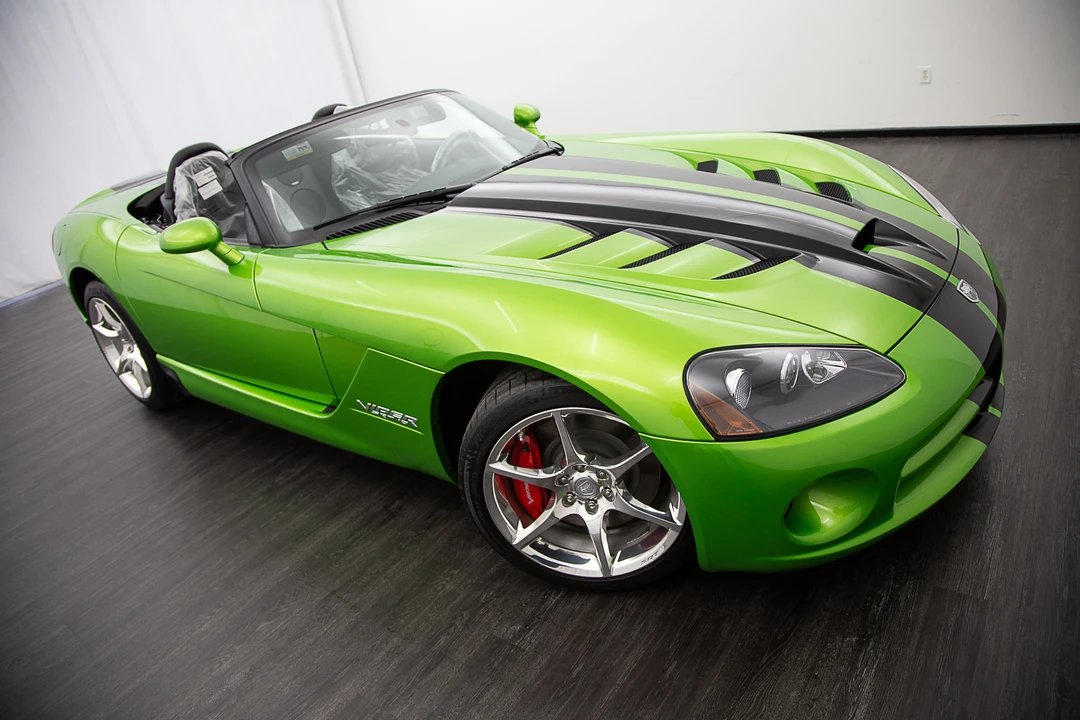 2010 Dodge Viper 4th Gen - Image 3 of 31