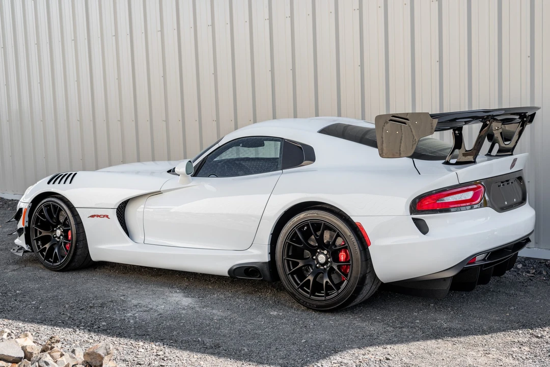 2017 Dodge Viper ACR 5th Gen - Image 3 of 31