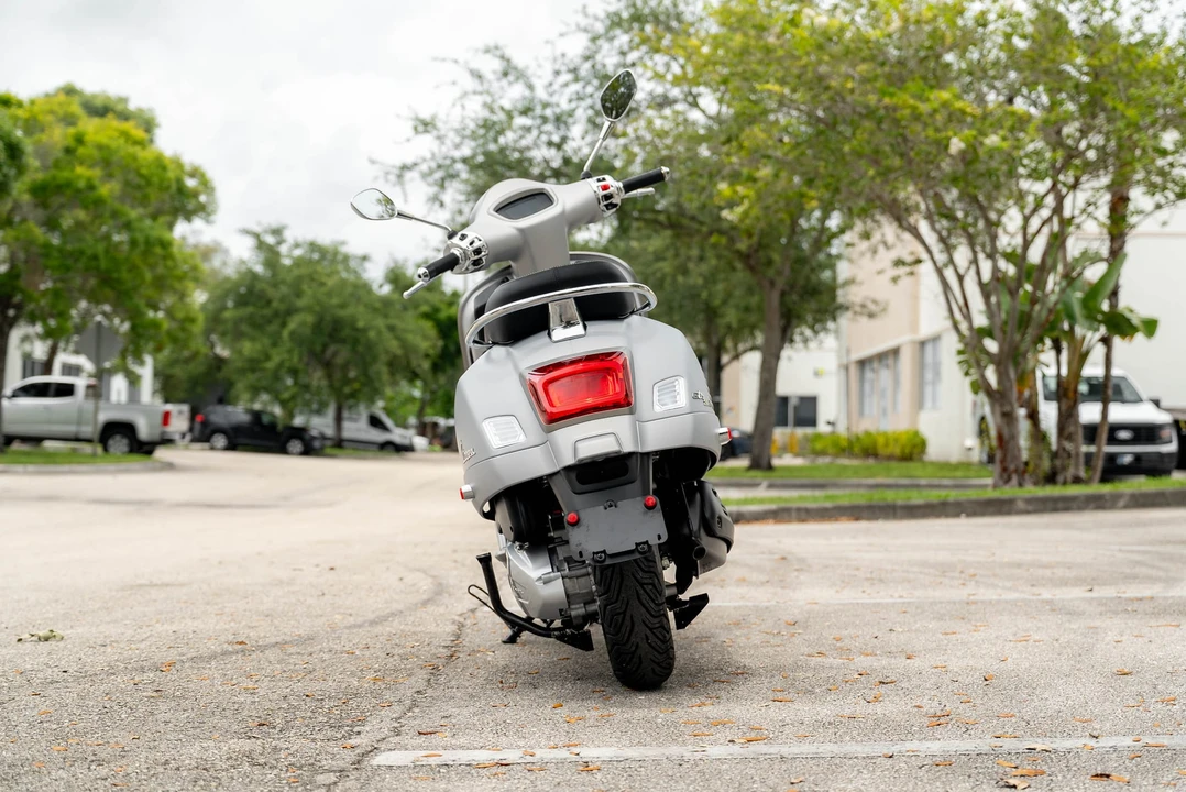 2023 Vespa Super & Primavera & P - Image 5 of 31