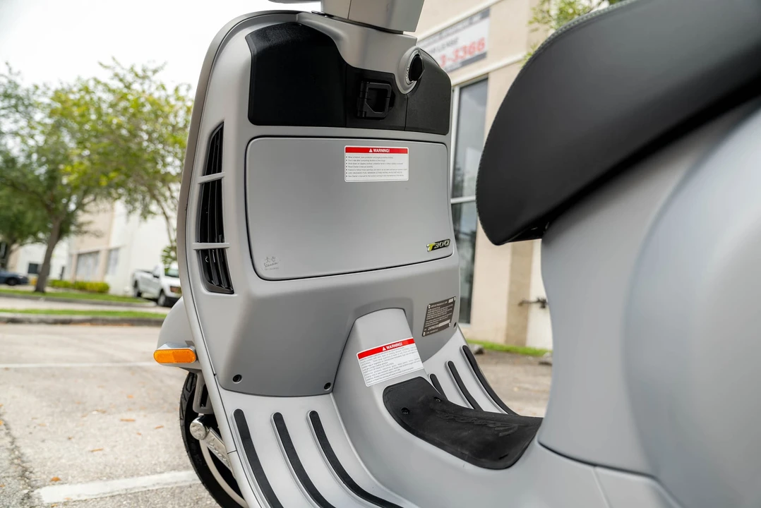 2023 Vespa Super & Primavera & P - Image 22 of 31