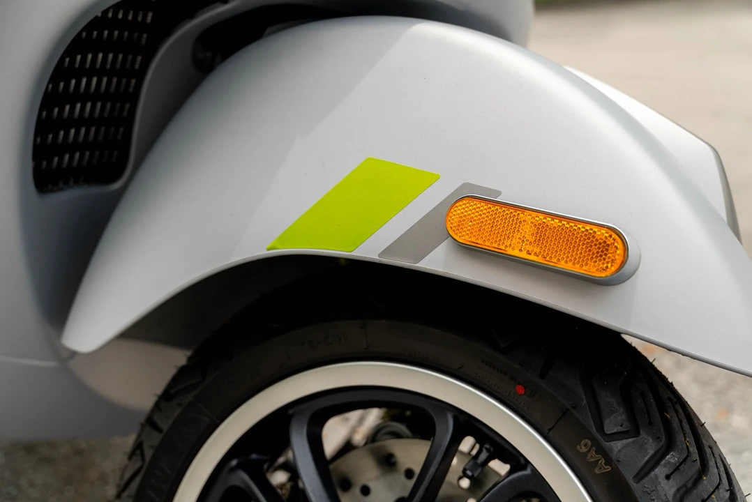 2023 Vespa Super & Primavera & P - Image 31 of 31