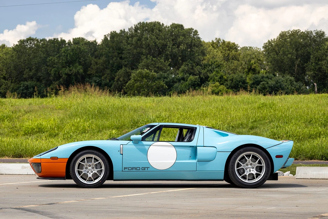 2006 Ford GT 1st Gen - Image 16 of 31