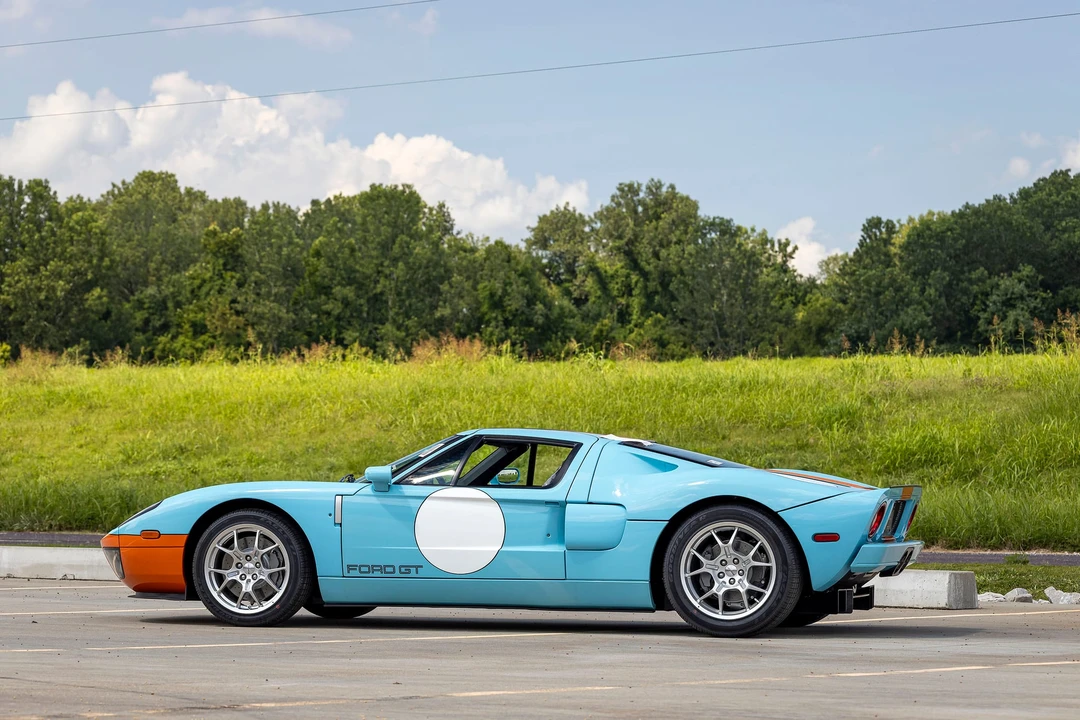 2006 Ford GT 1st Gen - Image 15 of 31