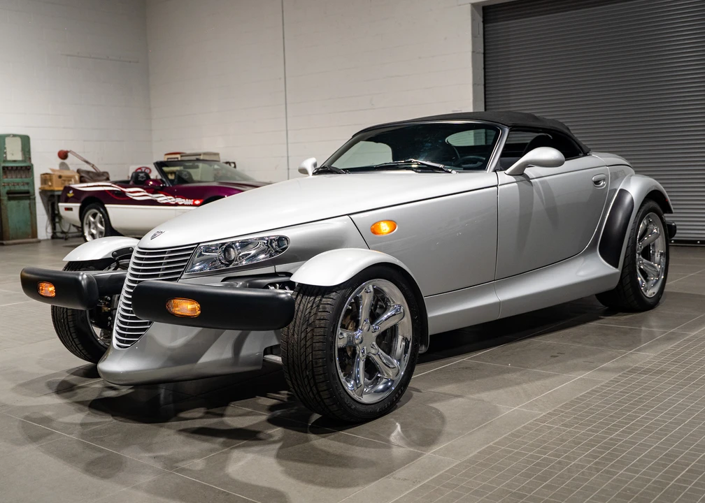 2002 Plymouth Prowler - Image 26 of 31