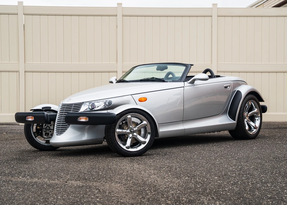 2002 Plymouth Prowler - Image 2 of 31