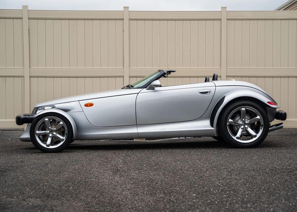 2002 Plymouth Prowler - Image 25 of 31