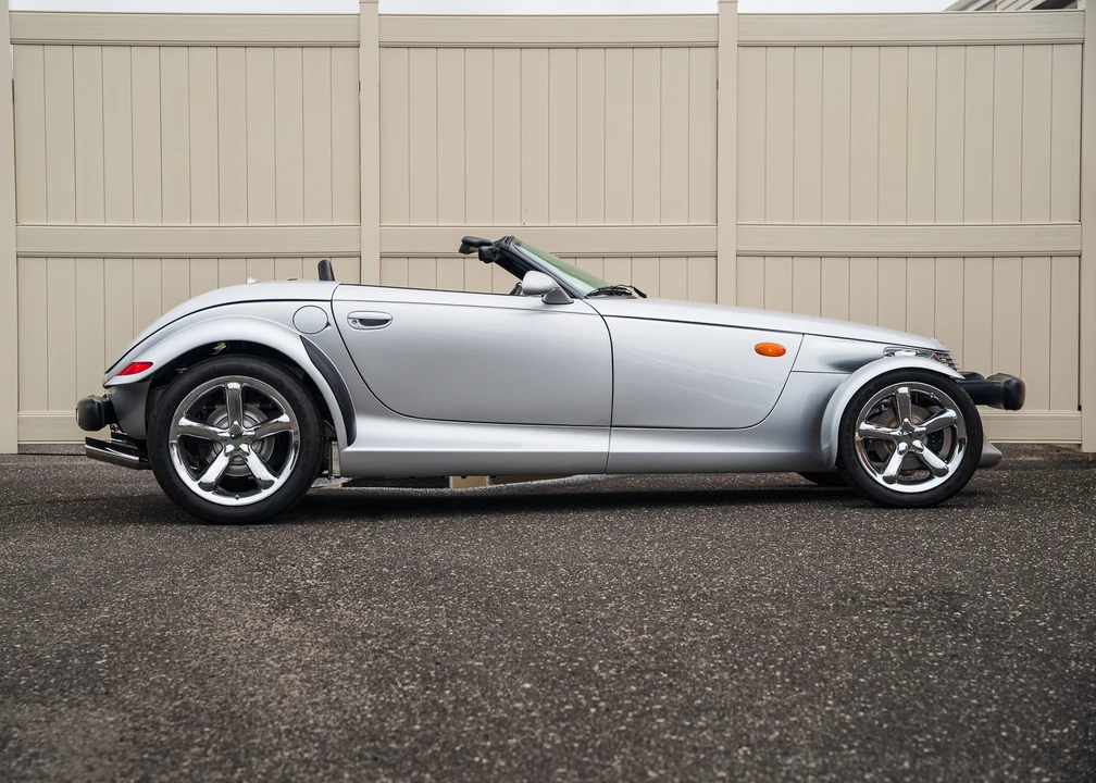 2002 Plymouth Prowler - Image 14 of 31