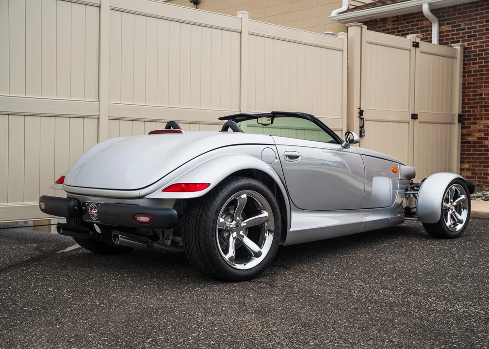 2002 Plymouth Prowler - Image 15 of 31
