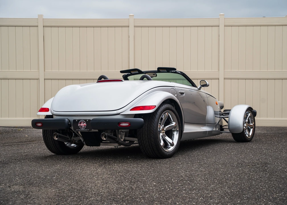 2002 Plymouth Prowler - Image 16 of 31